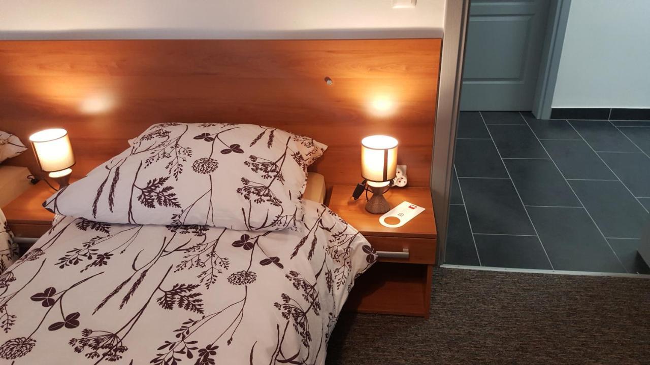Park Rooms Dugo Selo Ngoại thất bức ảnh